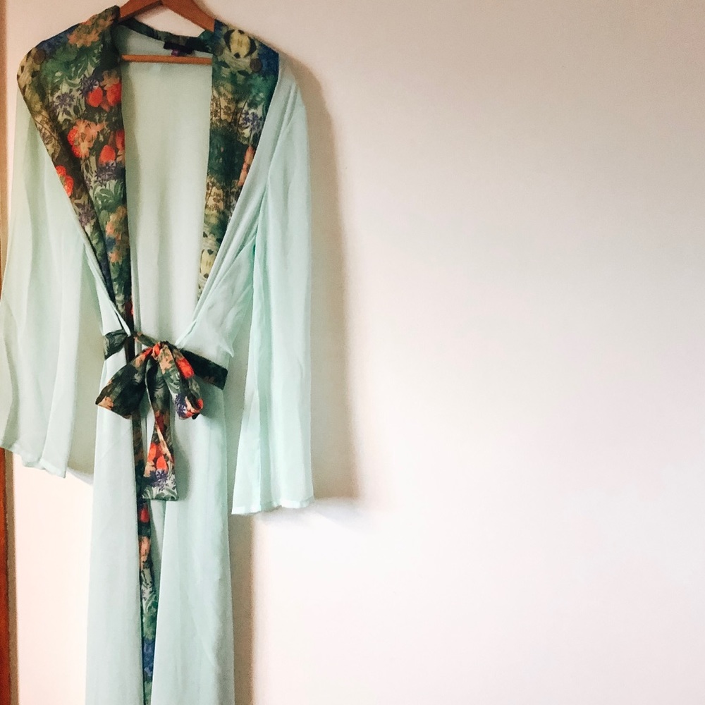 Long Poolside Chiffon Robe - Picture 3 of 6